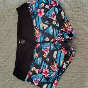KFT, booty workout shorts, M